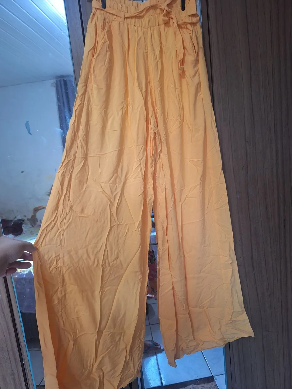 Calça pantalona amarelo nova 