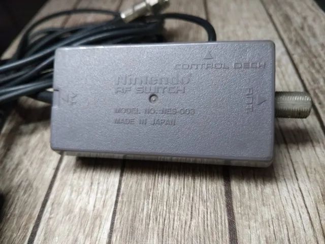 Nintendo RF Switch NES-003 - Original - Foto 4