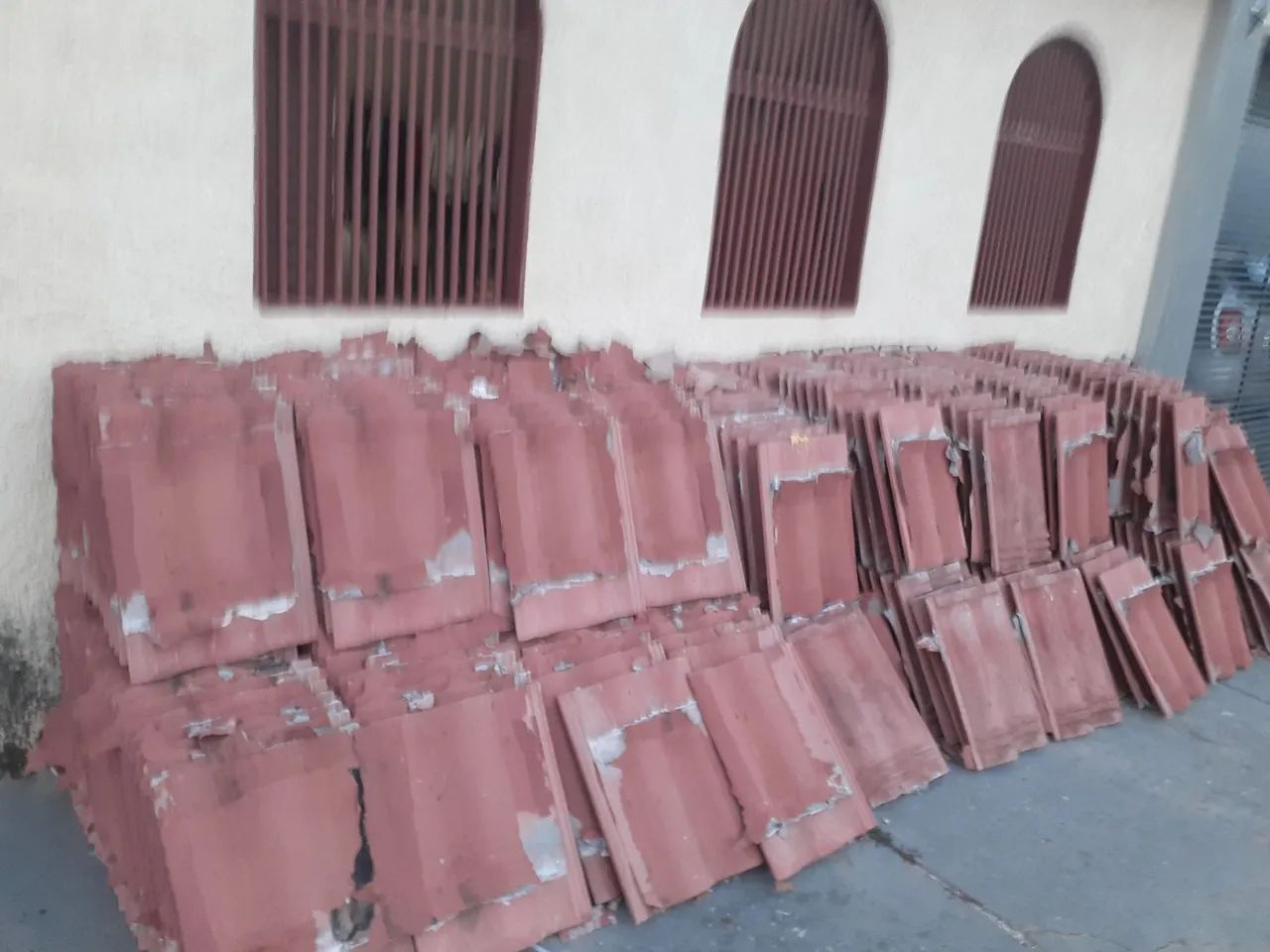 Telhas de concreto Novas e usadas