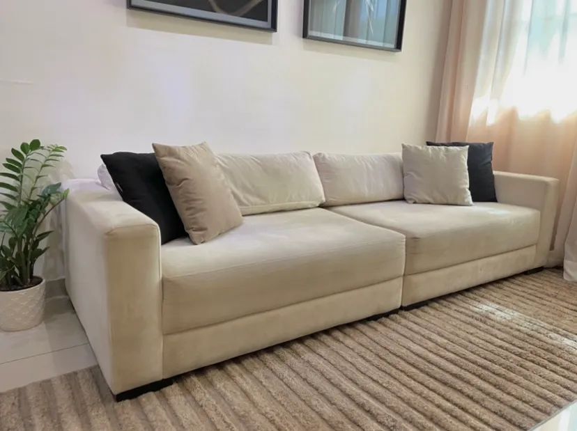 Sofá Artefacto Bege 4 Lugares 