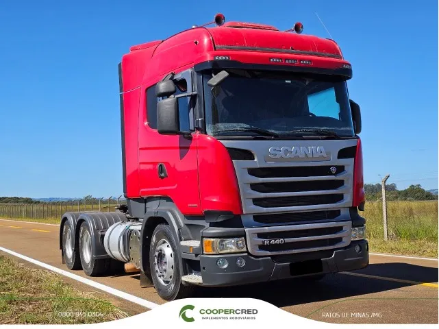 Scania R440 6x4 Vermelha 2014
