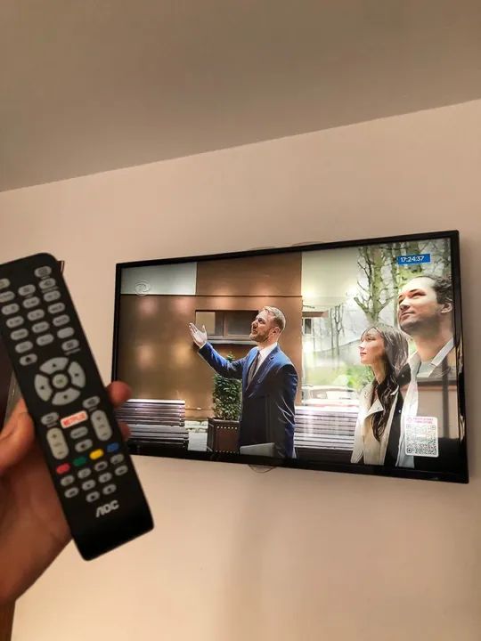 TV AOC Smart - 32 polegadas
