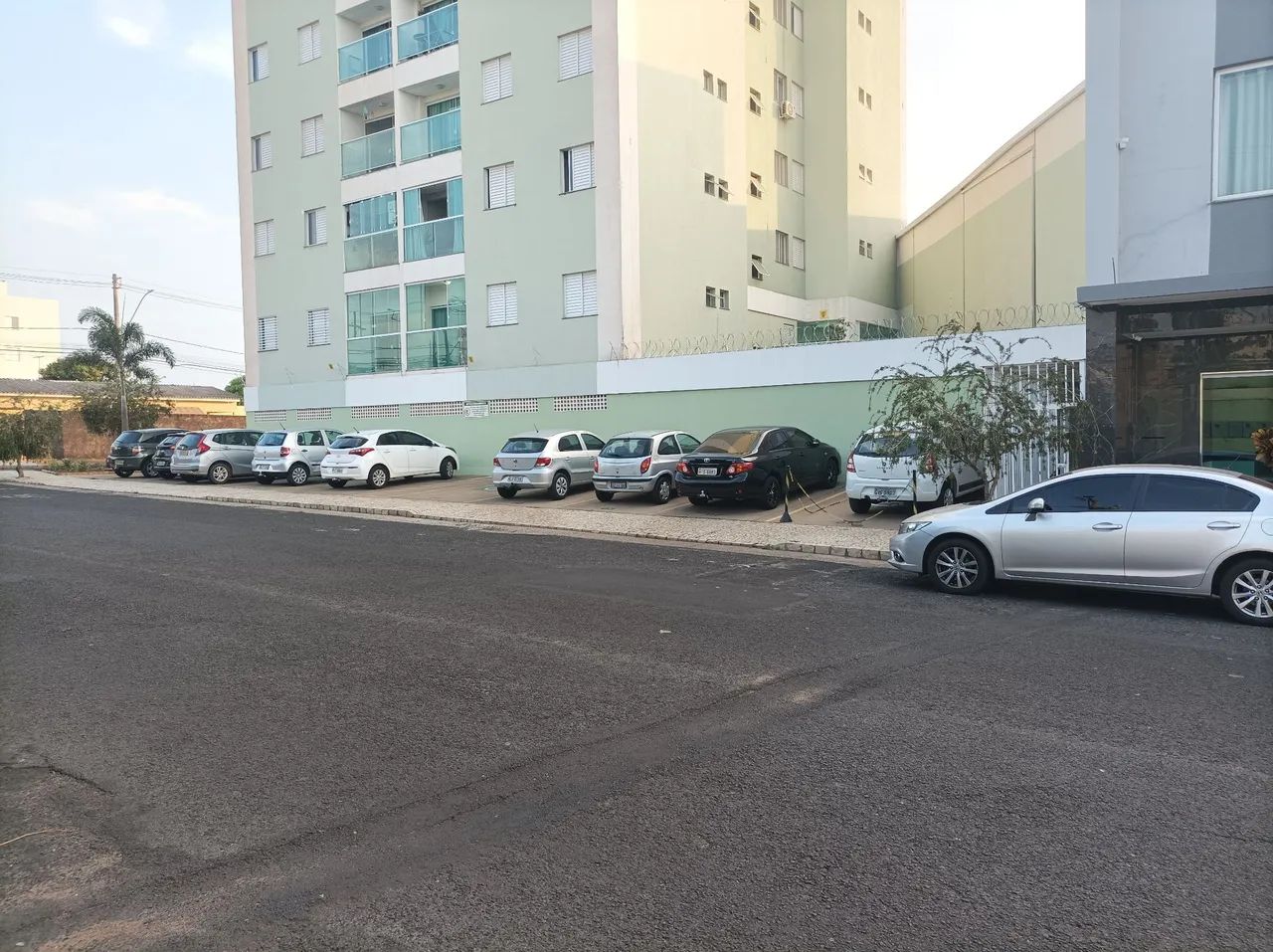 Sala comercial mobiliada 37m² (Próximo ao Fórum, Center Shopping e Rondon Pacheco)  - Foto 4