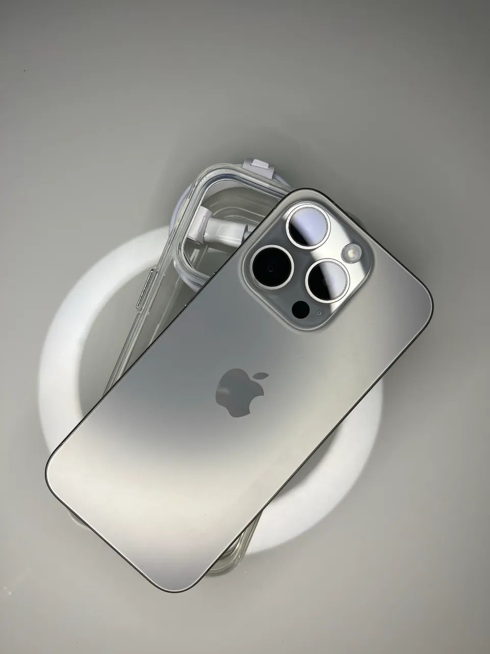 IPHONE 15 PRO 256GB NATURAL C/GARANTIA - Celulares e Smartphones