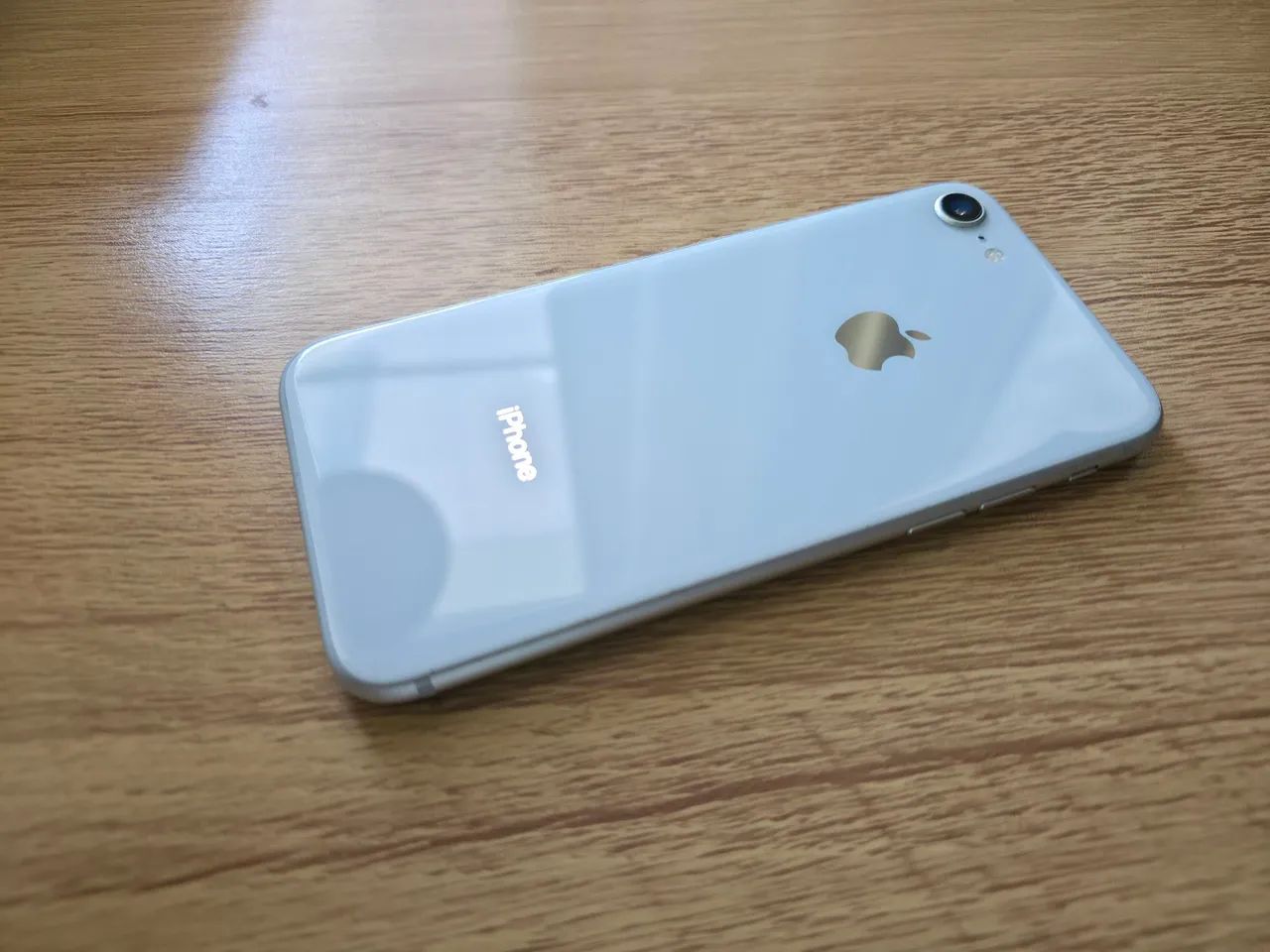 iPhone 8 - 64GB - Branco - Celulares e Smartphones - Sarandi