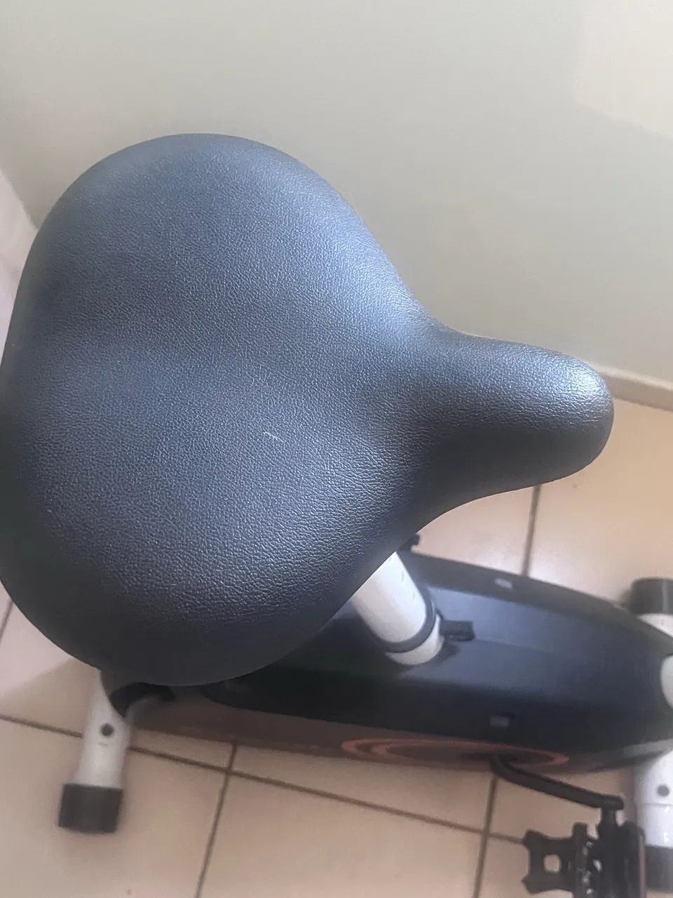 Bicicleta Ergométrica Athletic Magnetron QP408V - Pouco uso - Foto 3