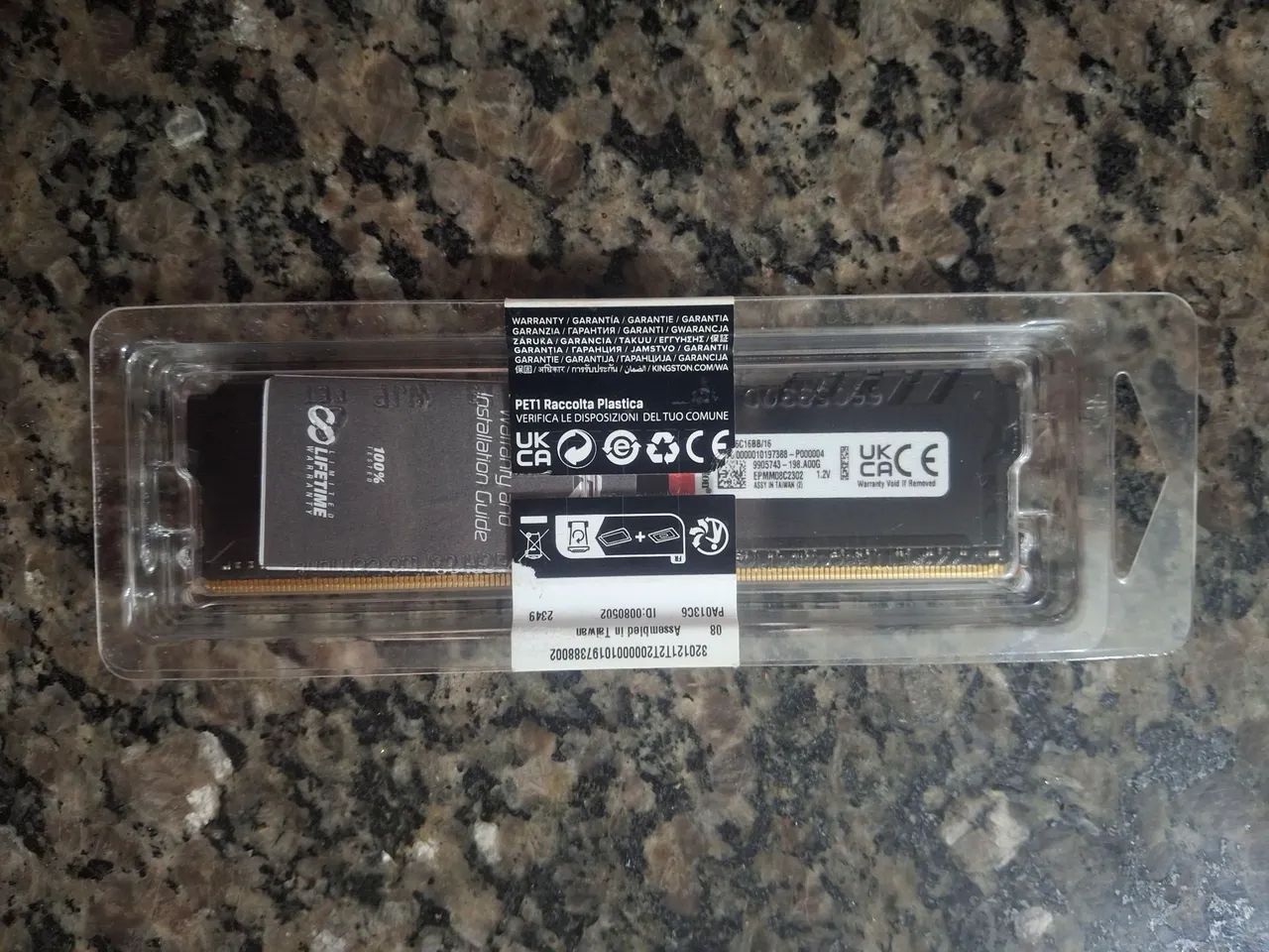 Memoria fury 1x 16gb ddr4 cl16 2666MHz  - Foto 5