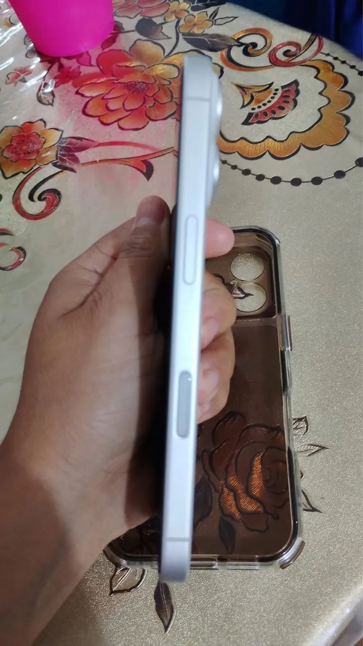 iPhone 16  - Foto 5
