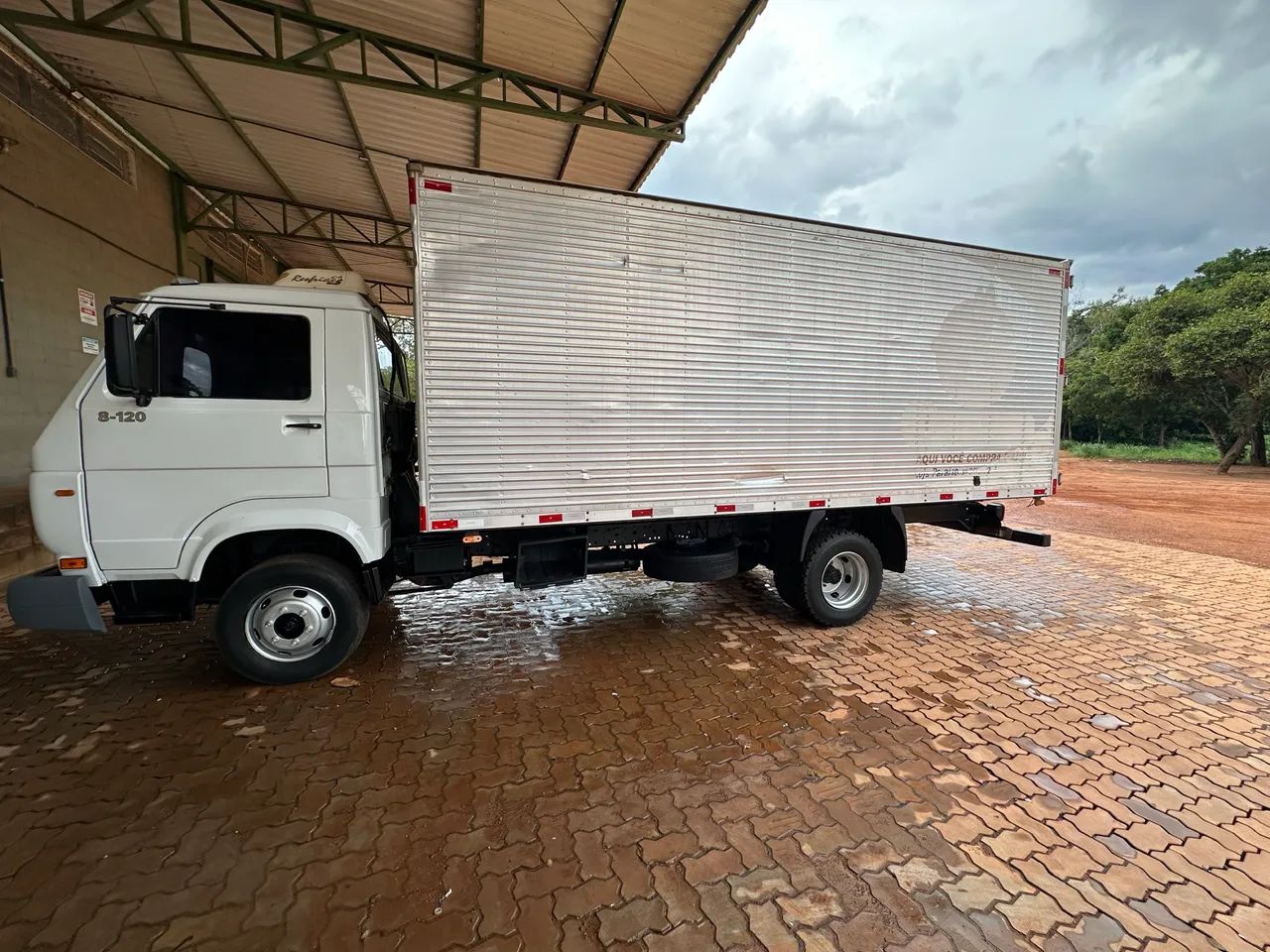 Caminhão 8-120 Baú - Foto 4