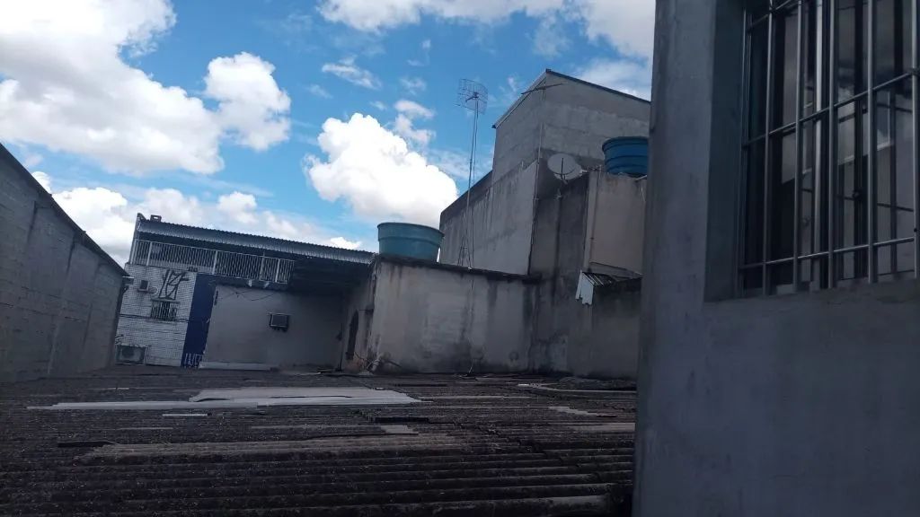 Casa à Venda em Piratininga, Osasco - 6 Dormitórios! - Foto 5