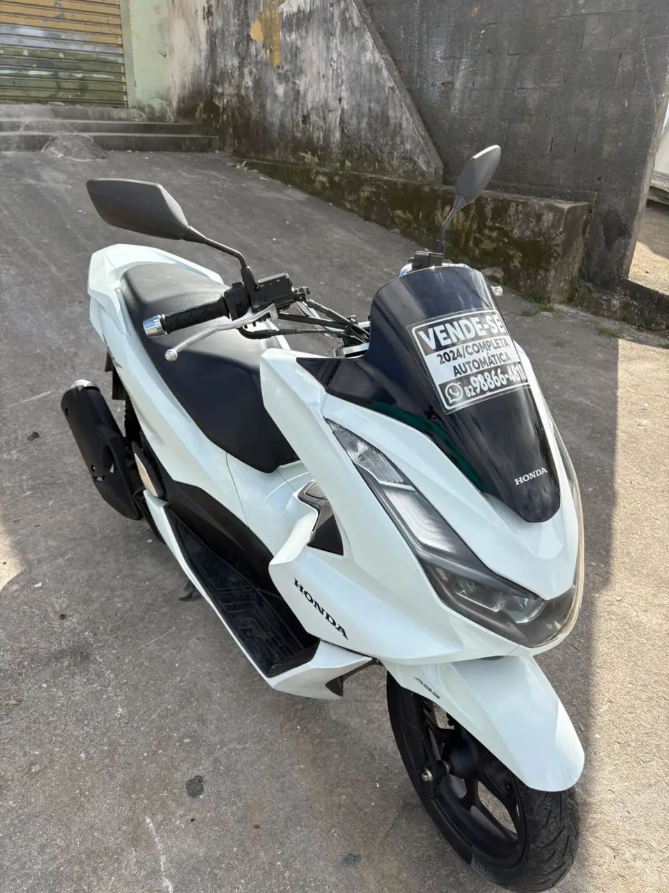 PCX DLX 