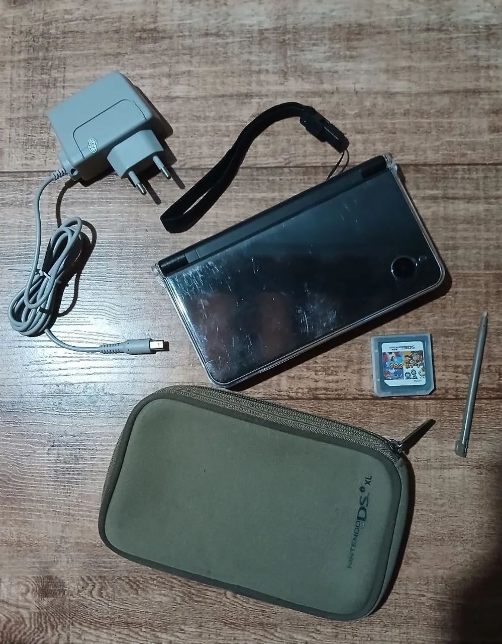 Nintendo DSi XL - Foto 2