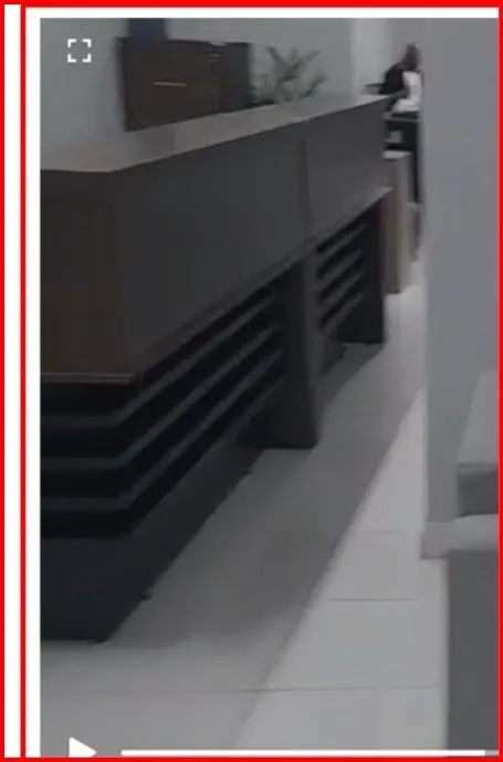 MESAS E CADEIRAS