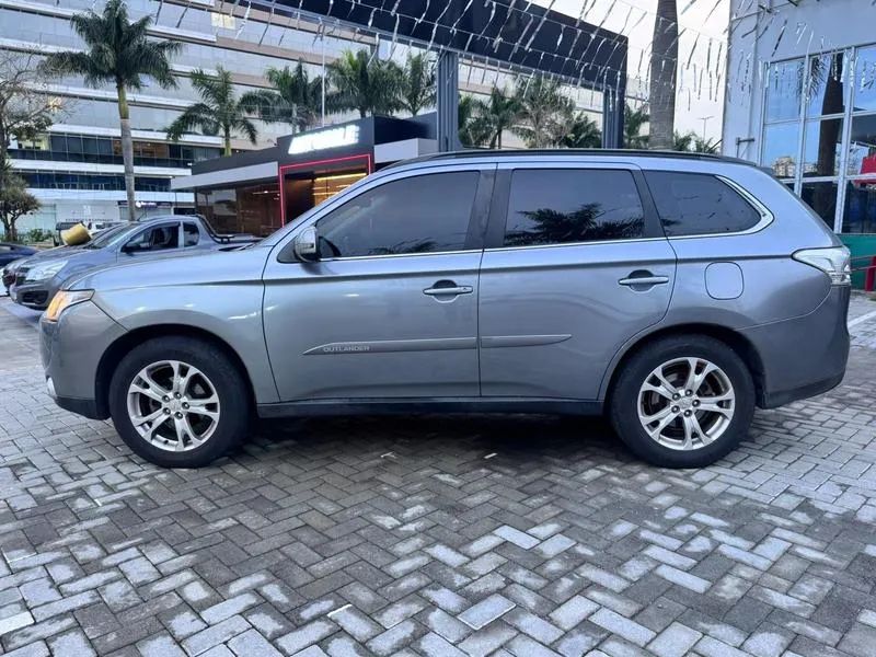 Mitsubishi Outlander 3.0/ GT 3.0 V6 Aut., foto 14 de 14
