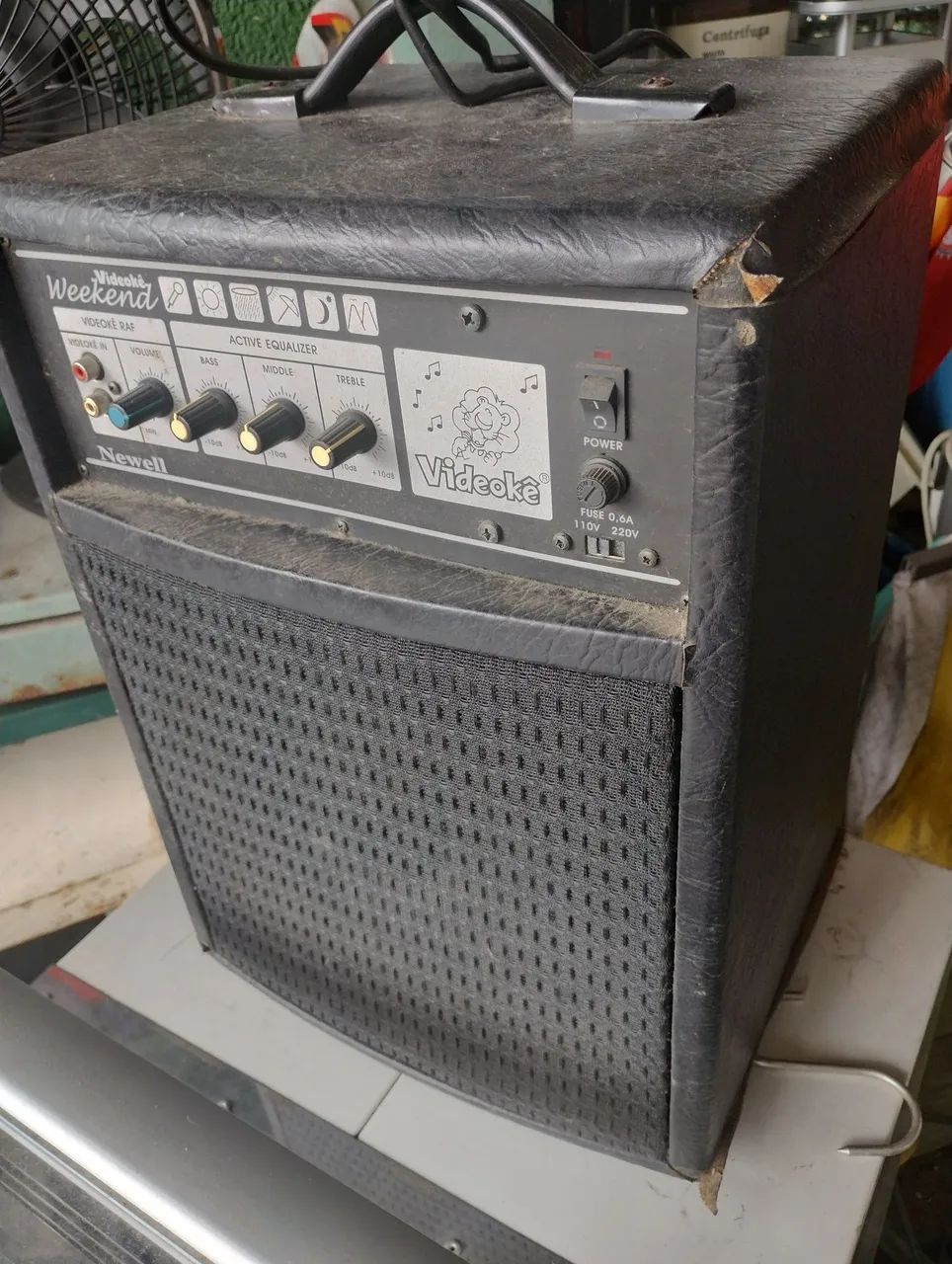 Amplificador som auxiliar 