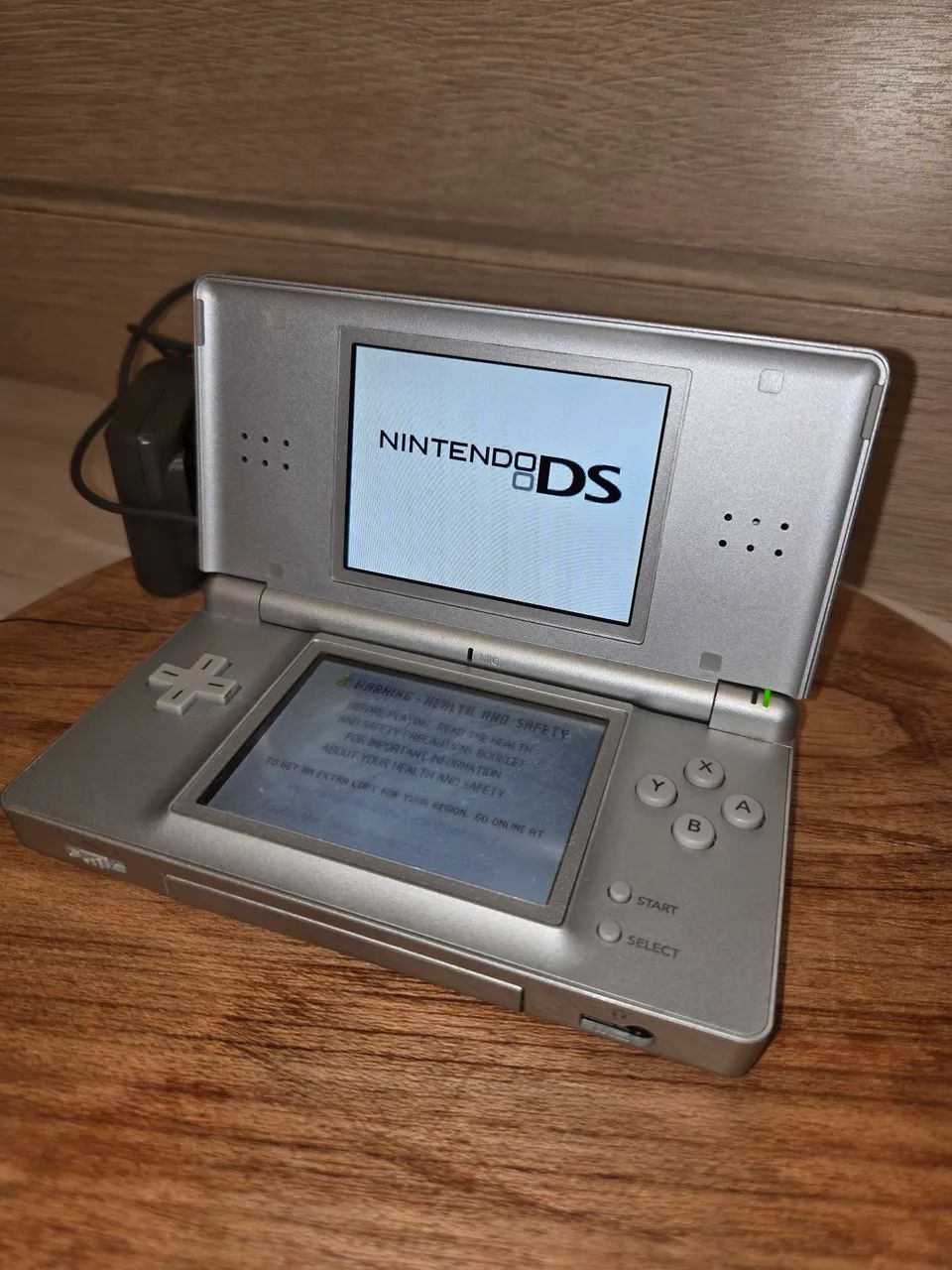 Nintendo DS lite prata + carregador - Foto 2
