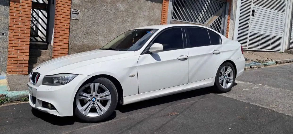 BMW 318I 318iA 2.0 16V 136cv 5p 2012