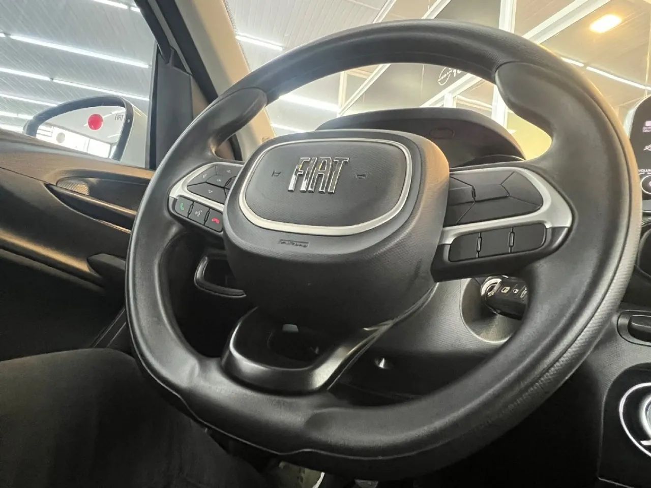 Fiat Cronos Drive 1.0 6V, foto 12 de 18