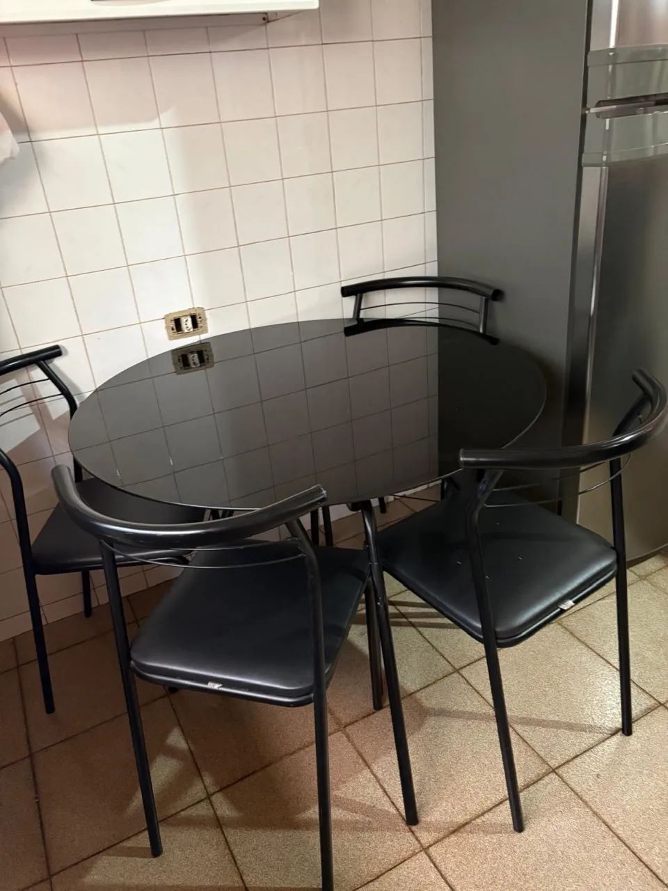 Mesa de vidro preta - Foto 3