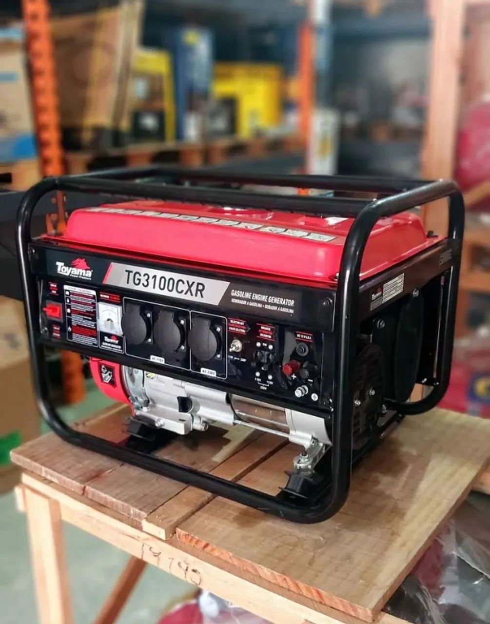 Gerador de Energia 3.1Kva a gasolina motor 4 tempos Toyama (Loja)