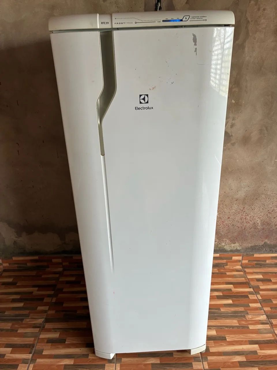 Vende-se geladeira 