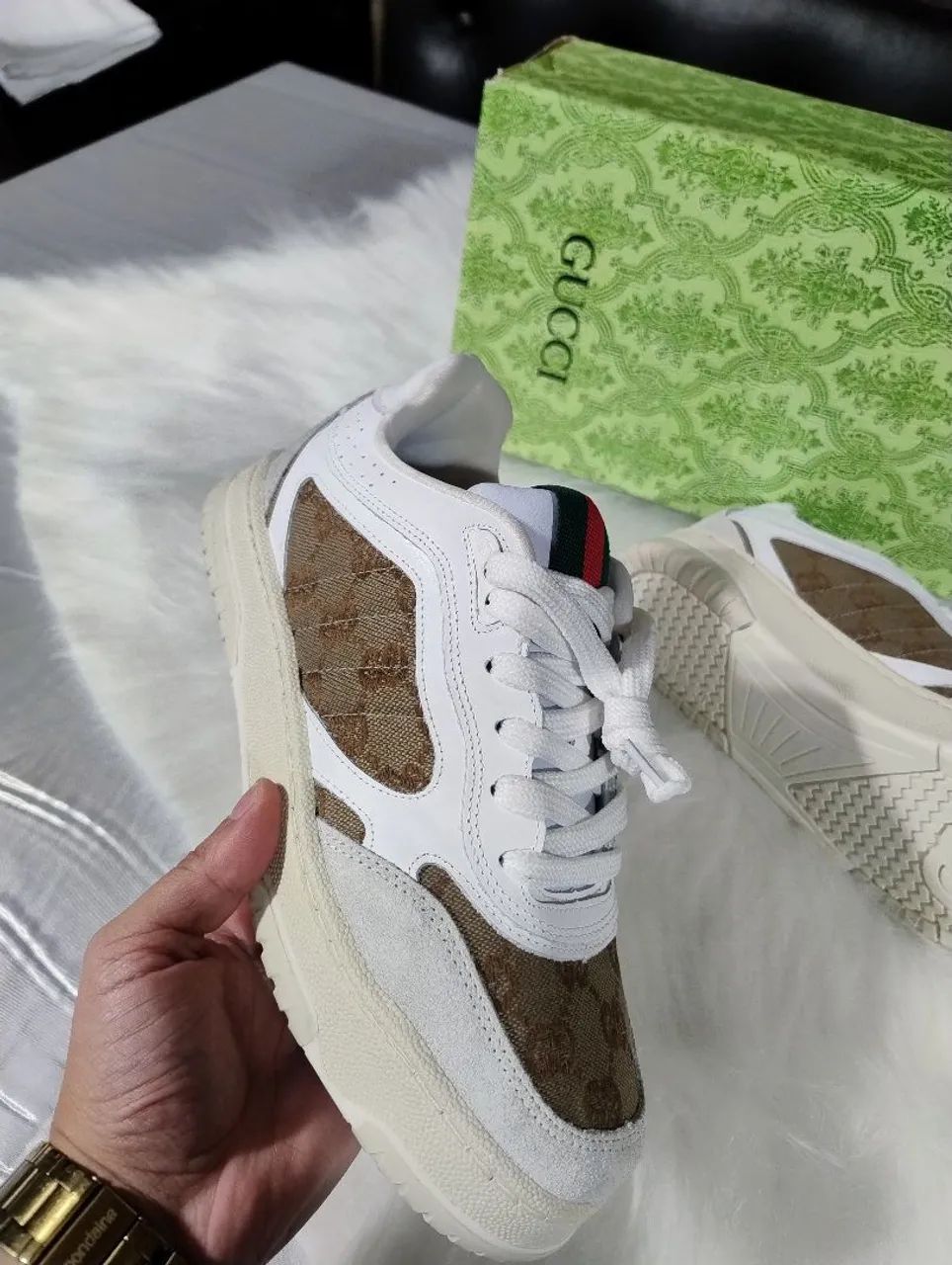 Tênis Gucci tamanho 39 forma normal  - Foto 2