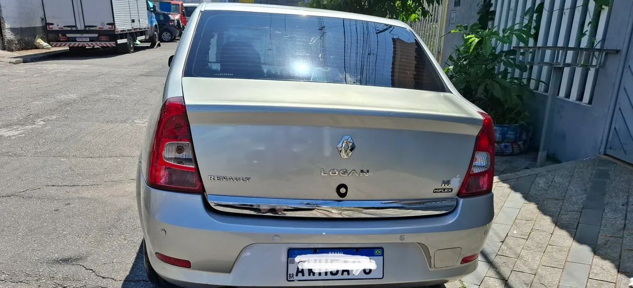 Renault Logan Expression Hi-flex 1.6 8V 4P 2013 - Foto 3