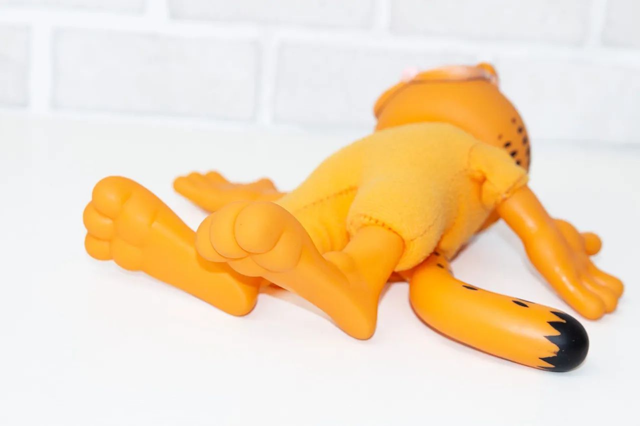Boneco de pelúcia Garfield antigo - Foto 5