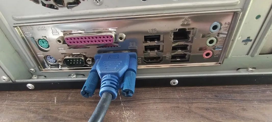 GIGABYTE GA-H61M-S2PH - Foto 3