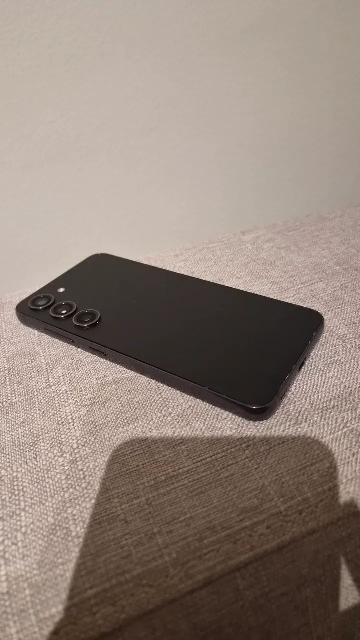 S23 128GB usado