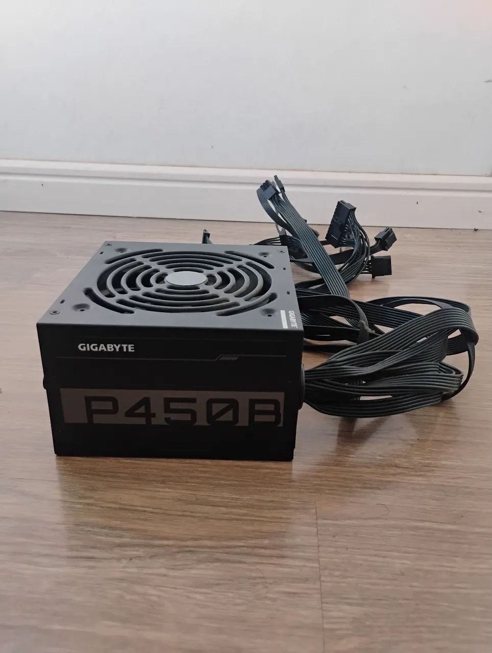 Fonte 450-b gigabyte 