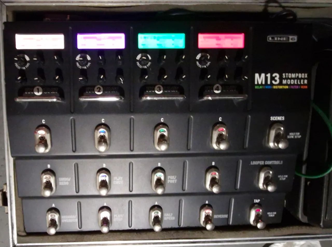 Line 6 M13 Stompbox Modeler - Instrumentos musicais - Centro