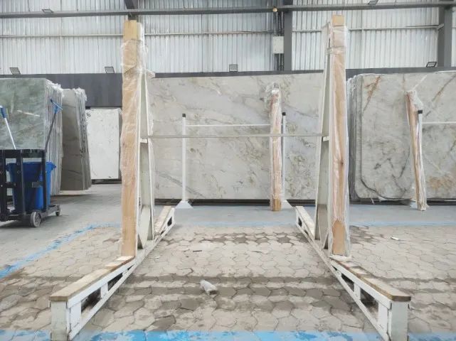 Cavalete Triangular capacidade 31 Ton - Foto 3