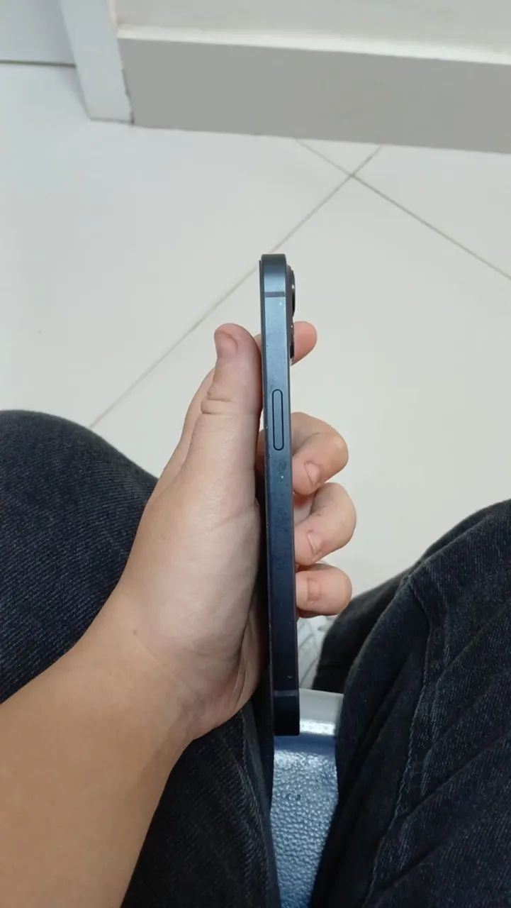VENDO IPHONE 13  - Foto 3