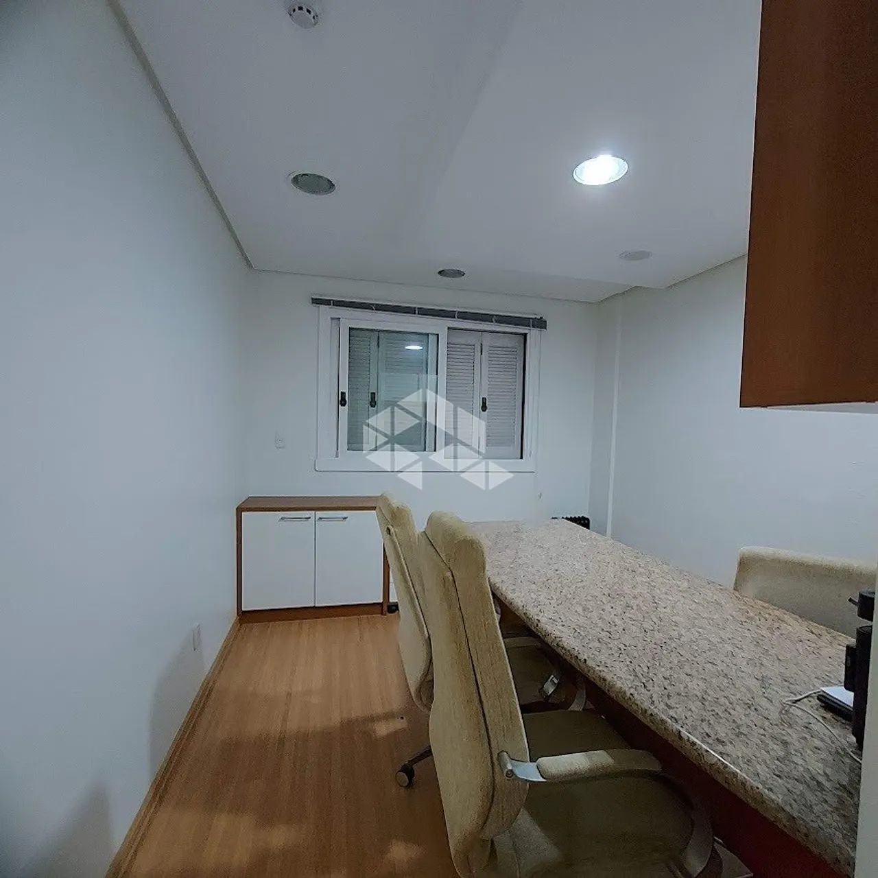 Conjunto de 5 salas no Centro de Bento Gonçalves - Foto 5