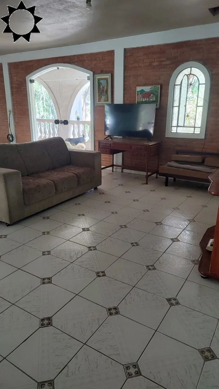 CASA TRÊS MONTANHAS