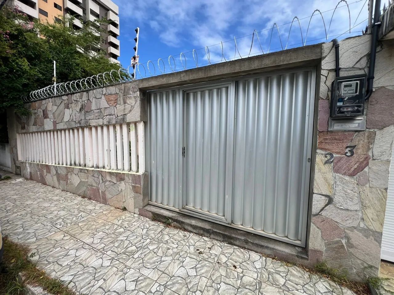 ALUGUEL de casa comercial com 140m² de área total na Jatiúca