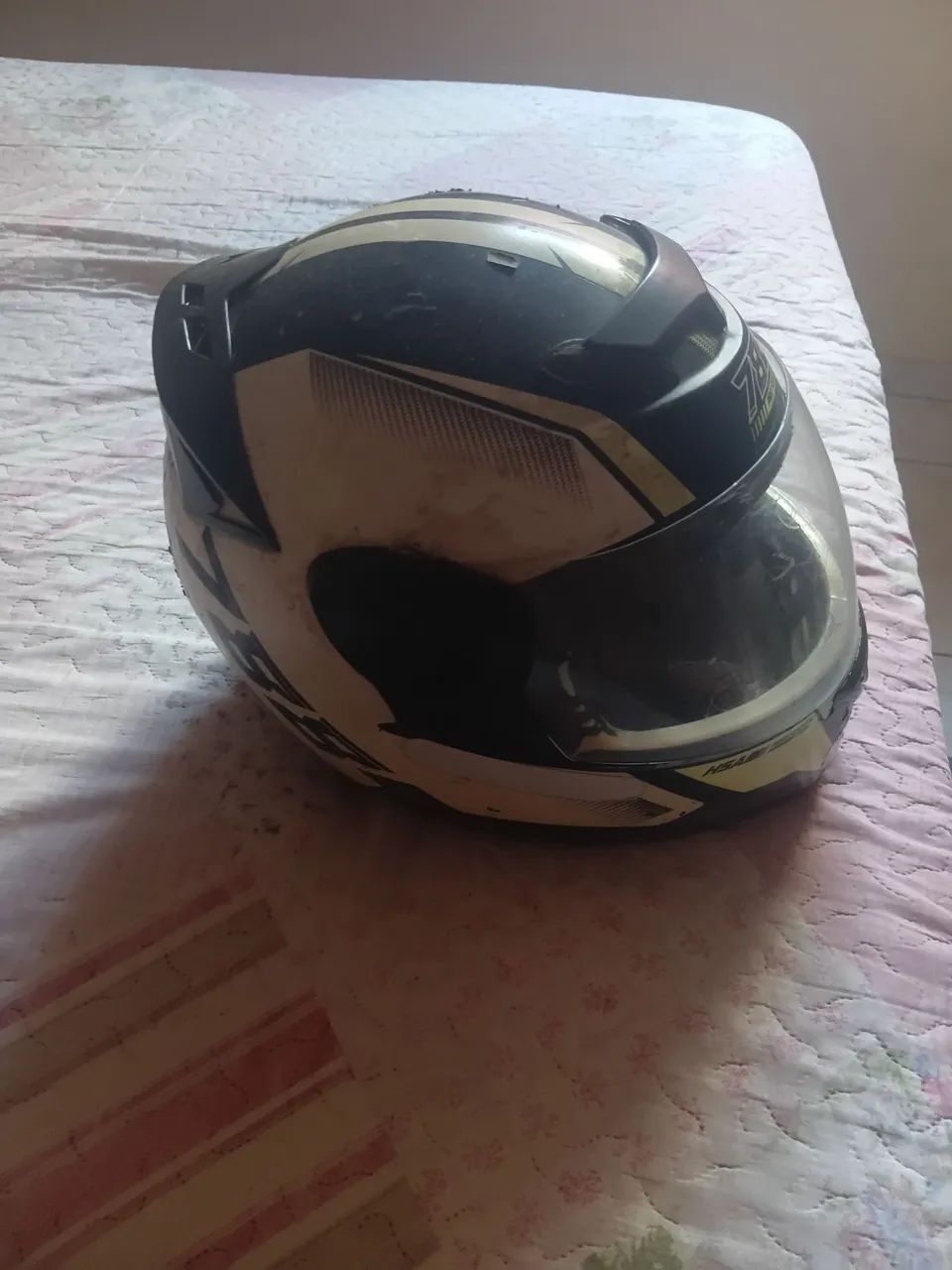 Capacete no precinho - Foto 2