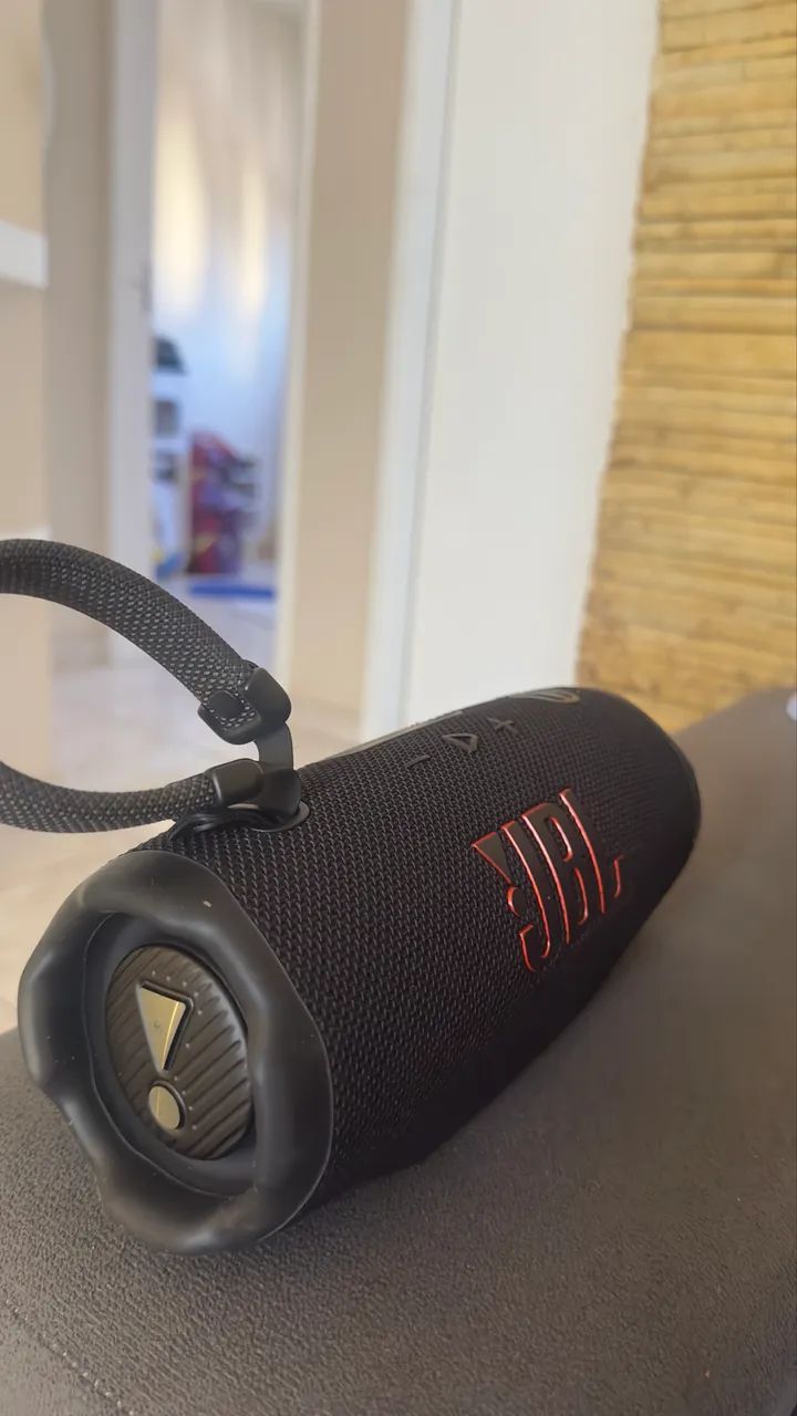 JBL charge 6