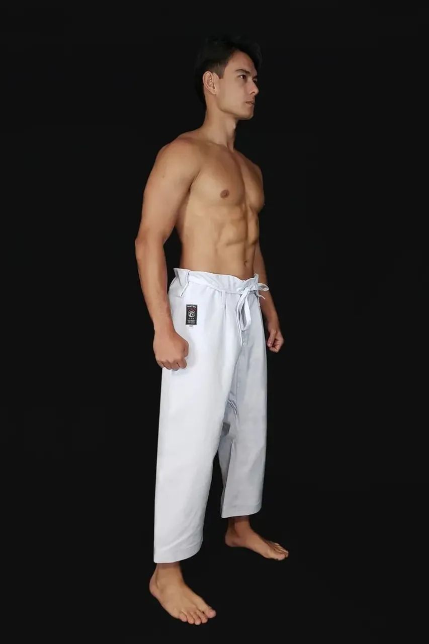 Kimono Matsu. Modelagem japonesa.