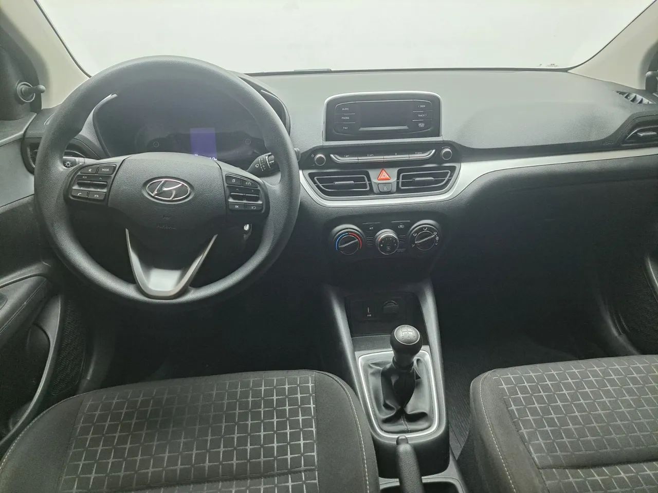 Hyundai HB20 Sense Plus 1.0 Flex 12V Mec., foto 15 de 18