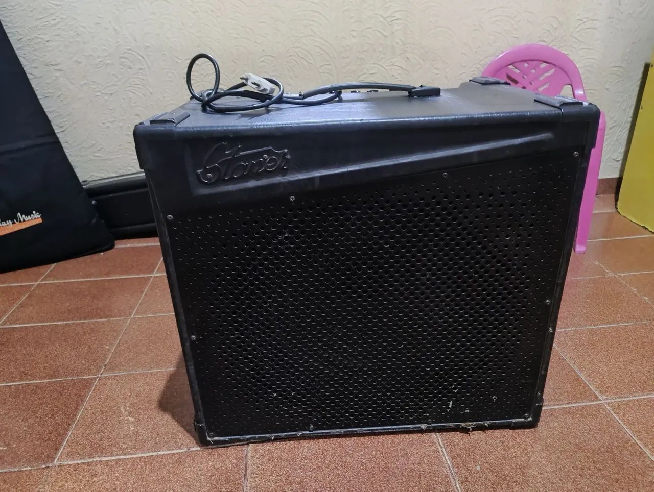 Amplificador Staner 215B