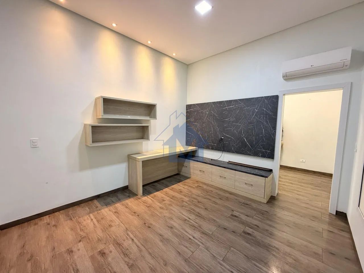 Casa Térrea no Condomínio Terras Alpha I, com jacuzzi! - Foto 5