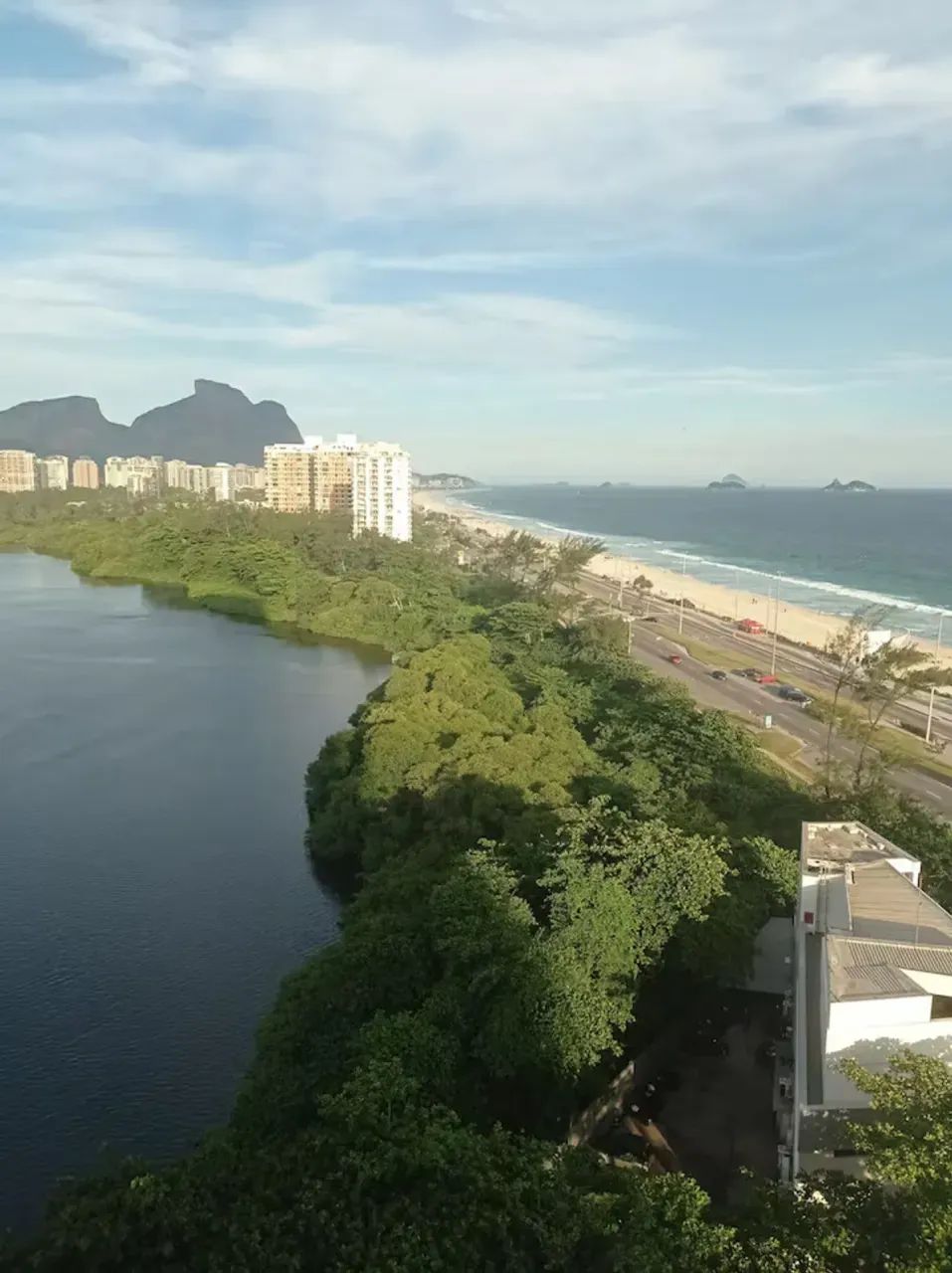 Quarto e Sala Vista Mar e Lagoa - Foto 2