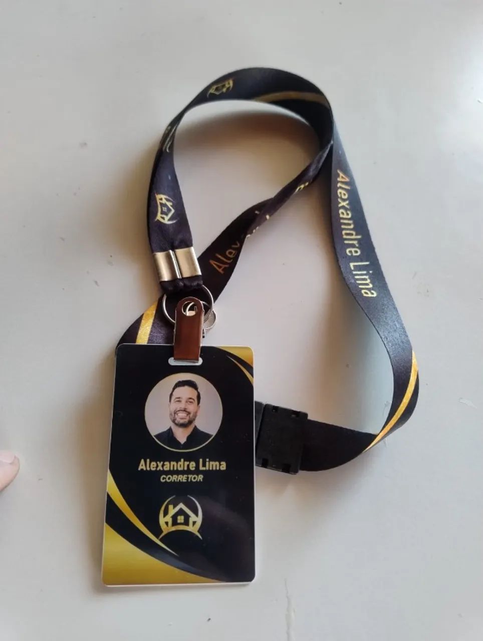 Crachá e cordão - personalizado - Foto 4