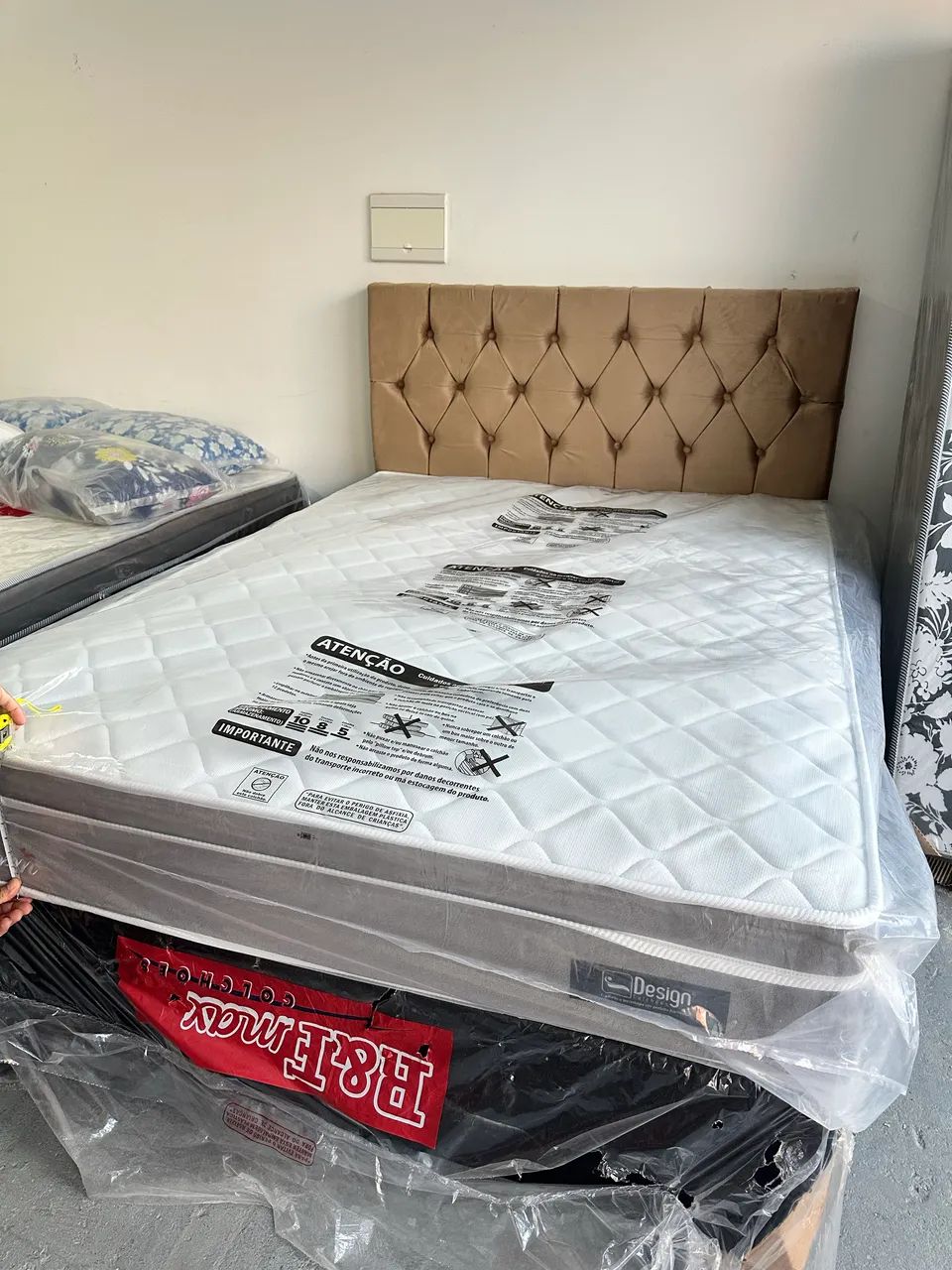 Cama completa base + colchão molas ensacadas