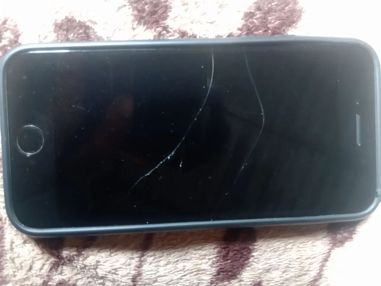 iPhone 7 quebrado 