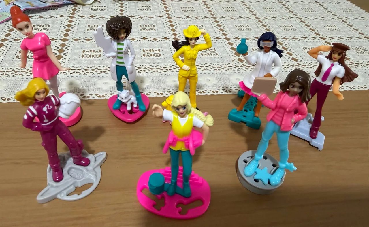 Coleção Barbie kinder ovo 