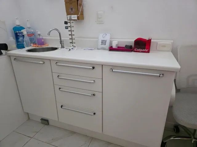 Armário consultório