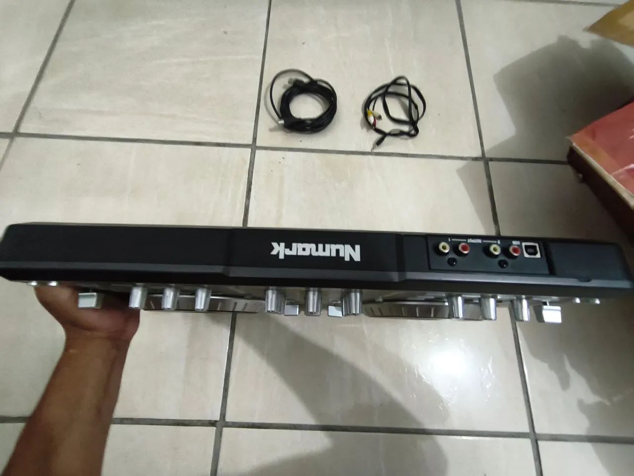 controladora Numark mixtrack pro  - Foto 3